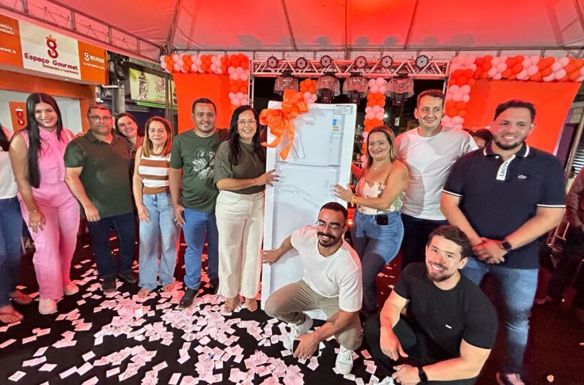  Edilza Alves promove mega show de prêmios para as mães canoenses