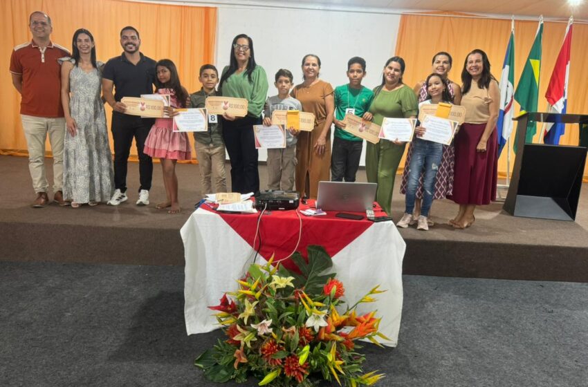  Alunos destaques recebem premiação do projeto “Ler, Interpretar, Somar e Resolver!”